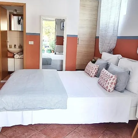 A Charming Oasis In The Center Appartamento *