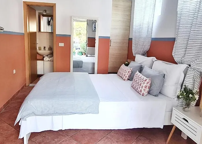 Roza - A Charming Oasis In The Centre Of Apartament *