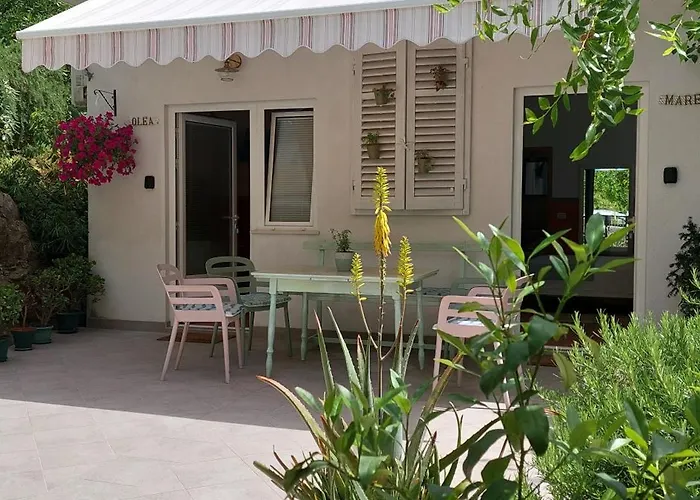 Apartament Roza - A Charming Oasis In The Centre Of *